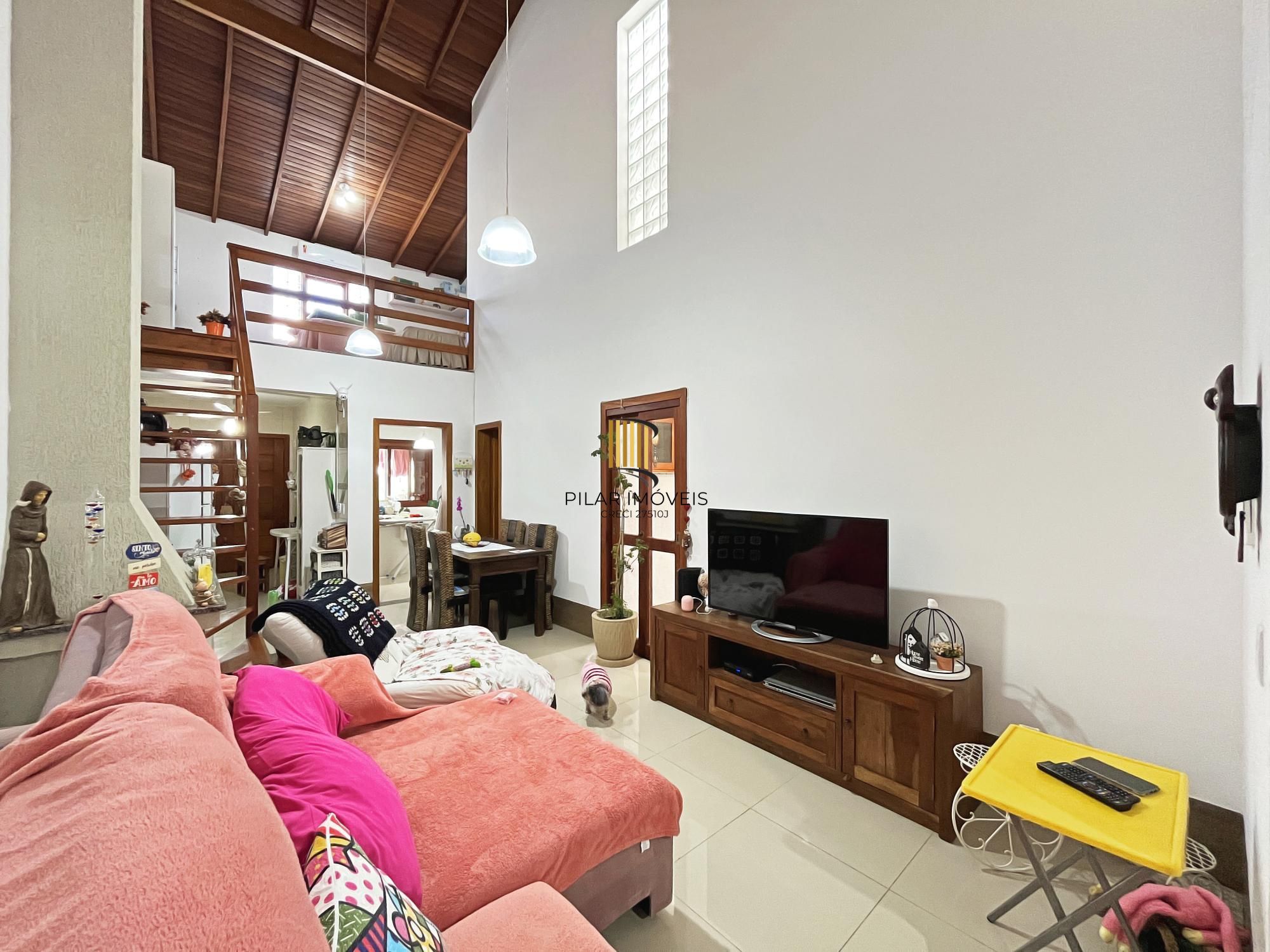 Casa  3 dormitórios, sendo 2 suites no Residencial Hipica Boulevard - zona sul de Porto Alegre.