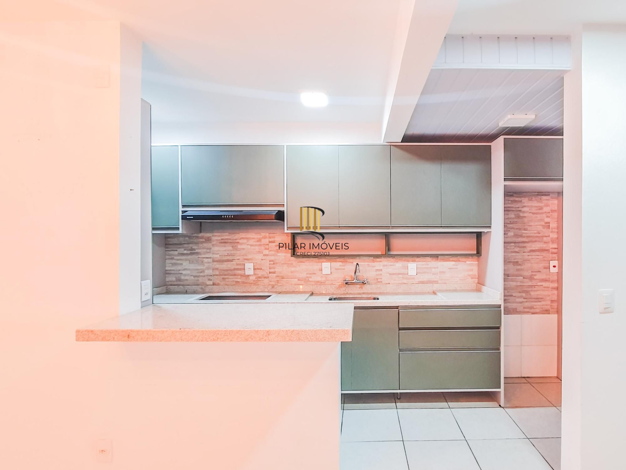 Casa de Condomínio 3 dormitórios no bairro Hípica