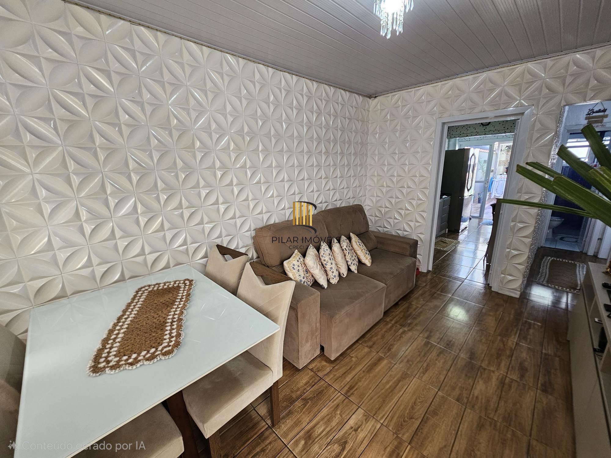 Casa com piscina e salão de festas na Rua Capitão Pedroso bairro Restinga zona sul de Porto Alegre !