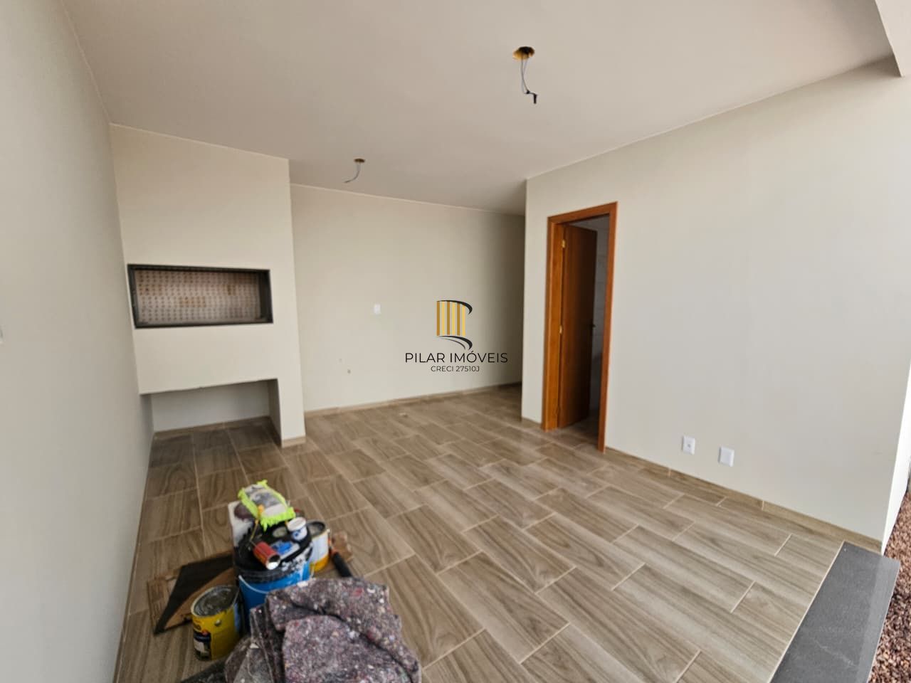 Casa 2 dormitórios no bairro Hípica