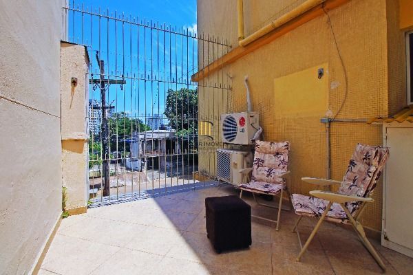 Apartamento em Porto Alegre, no bairro Petrópolis, com 3 dormitório(s), e 3 banheiros, à venda.
