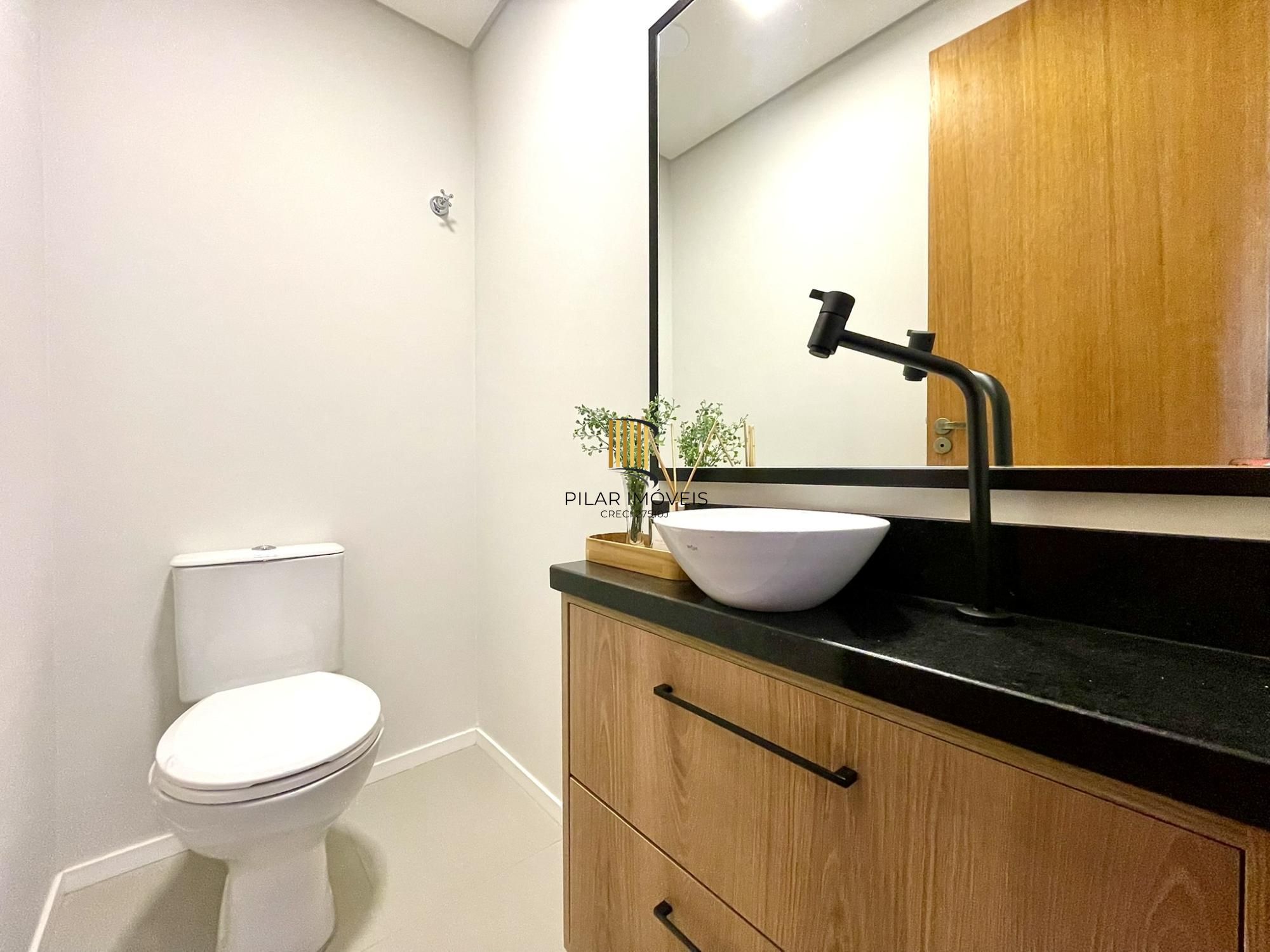 Casa de Condomínio 2 dormitórios no bairro Hípica