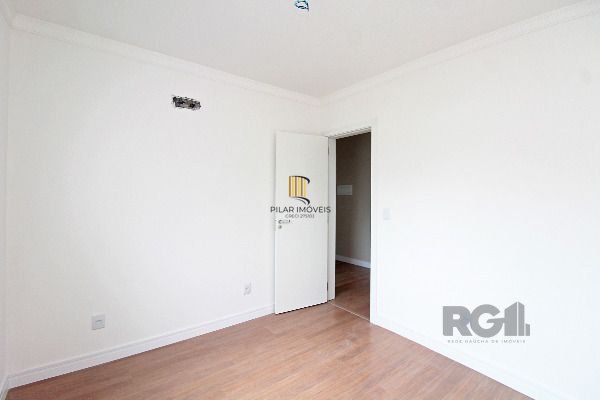 Casa Condominio em Porto Alegre, no bairro Hípica, com 3 dormitório(s), e 3 banheiros, à venda.