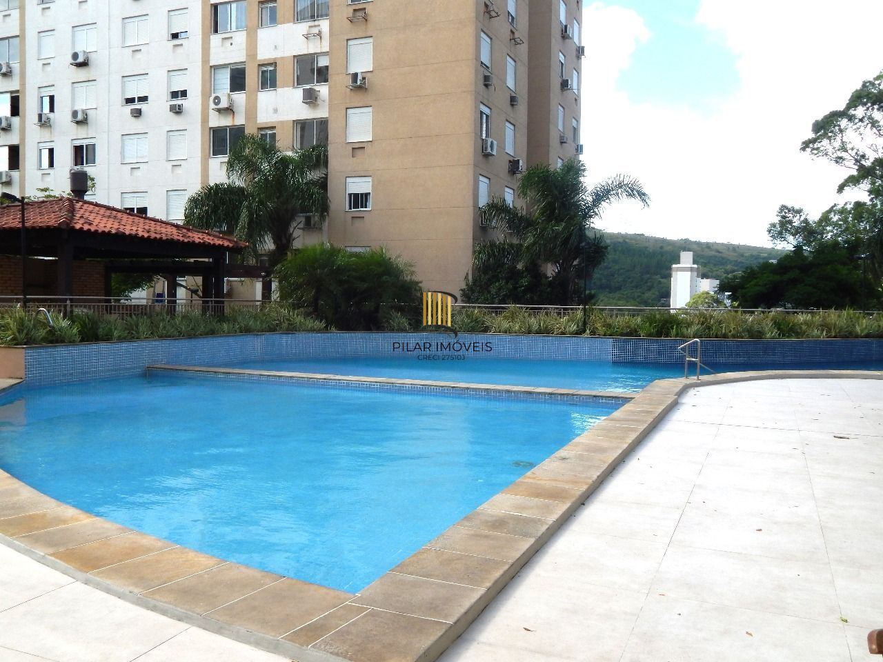 Ótimo apartamento com 3 dormitórios.