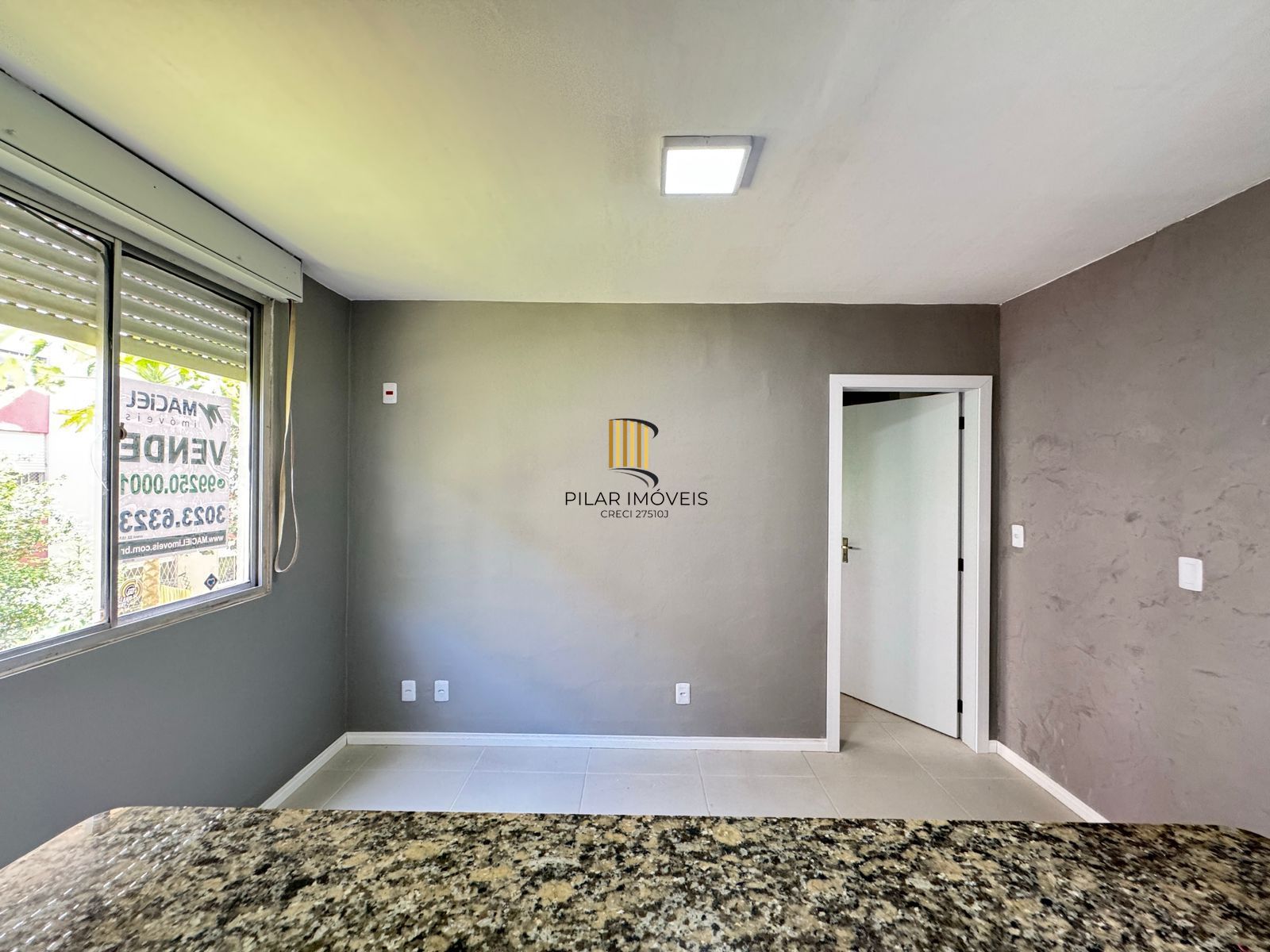 Impecável - Reformado , semi mobiliado 1D, vaga rotativa- Vila Nova