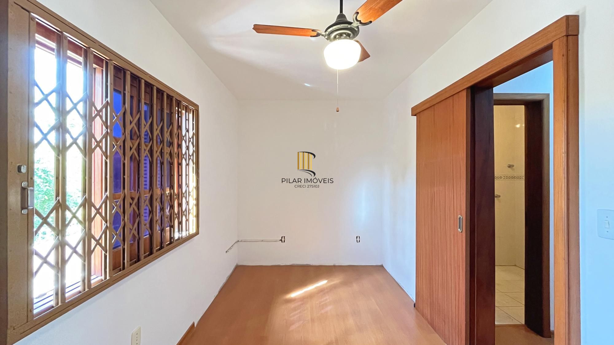 Casa Condominio para Venda - 96m², 3 dormitórios, sendo 1 suites, 2 vagas - Hípica