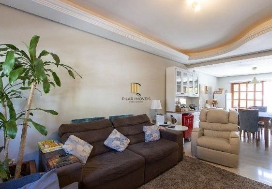 Sobrado no Jardins do Prado de 3 dormitórios