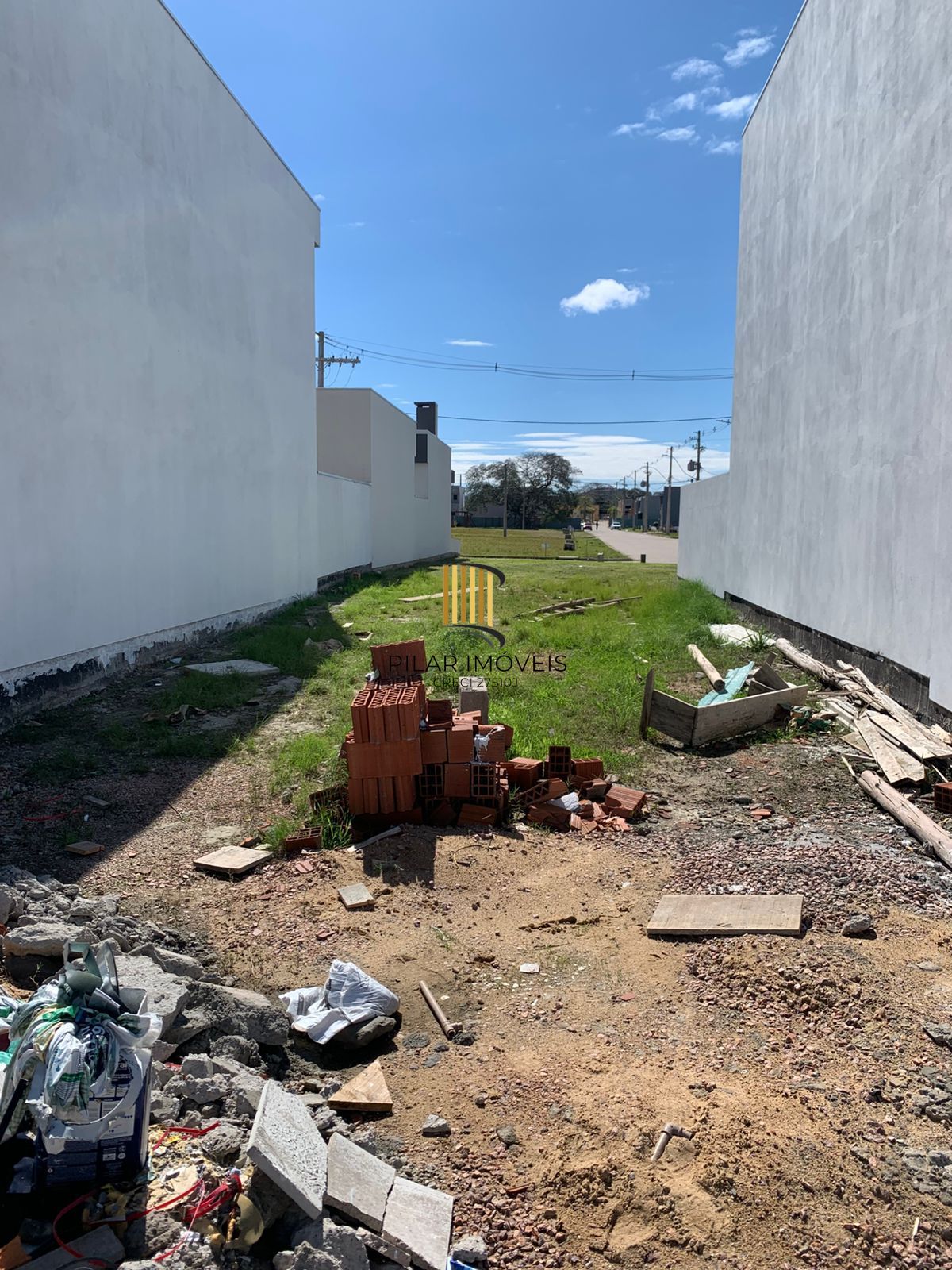 Terreno em condomínio com infraestrutura