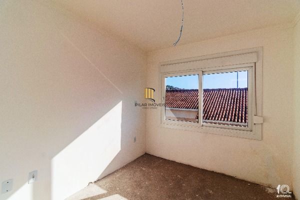 Casa Condominio para Venda - 115m², 2 dormitórios, sendo 1 suites, 2 vagas - Tristeza