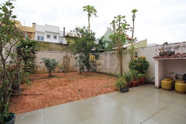 Casa para Venda - 171m², 31 dormitórios, 4 vagas - Lagos De Nova Ipanema