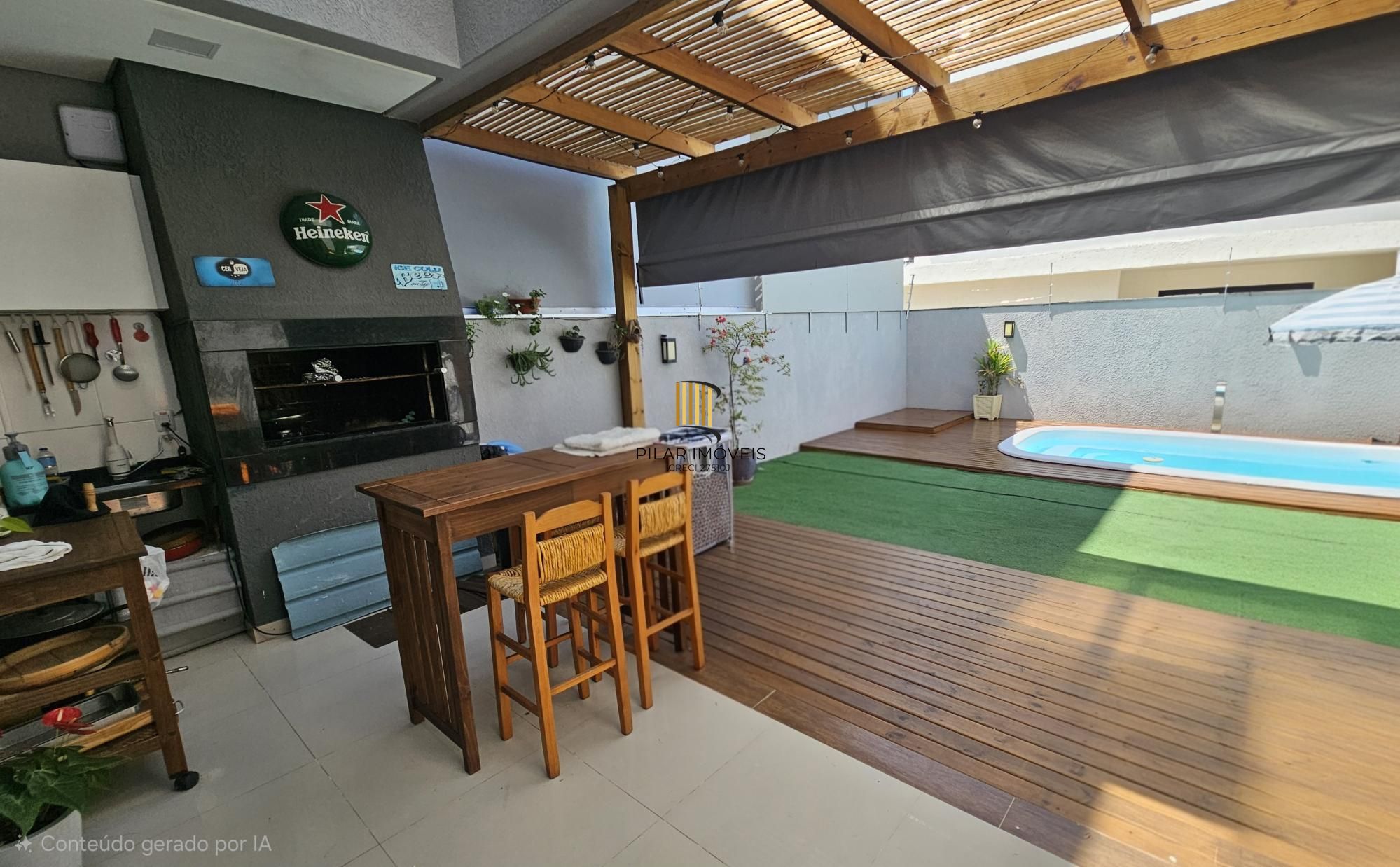 Lindo sobrado com 3 suítes  e piscina aquecida no Residencial lagos de Ipanema !