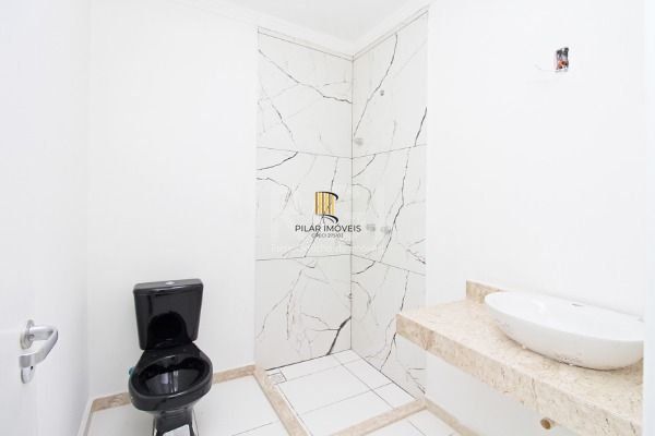 Casa para Venda - 96.5m², 2 dormitórios, sendo 2 suites, 2 vagas - Hípica