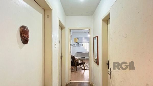 Casa em Porto Alegre, no bairro Cavalhada, com 4 dormitório(s), e 4 banheiros, à venda.