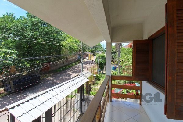 Casa Condominio para Venda - 197m², 3 dormitórios, sendo 1 suites, 2 vagas - Tristeza