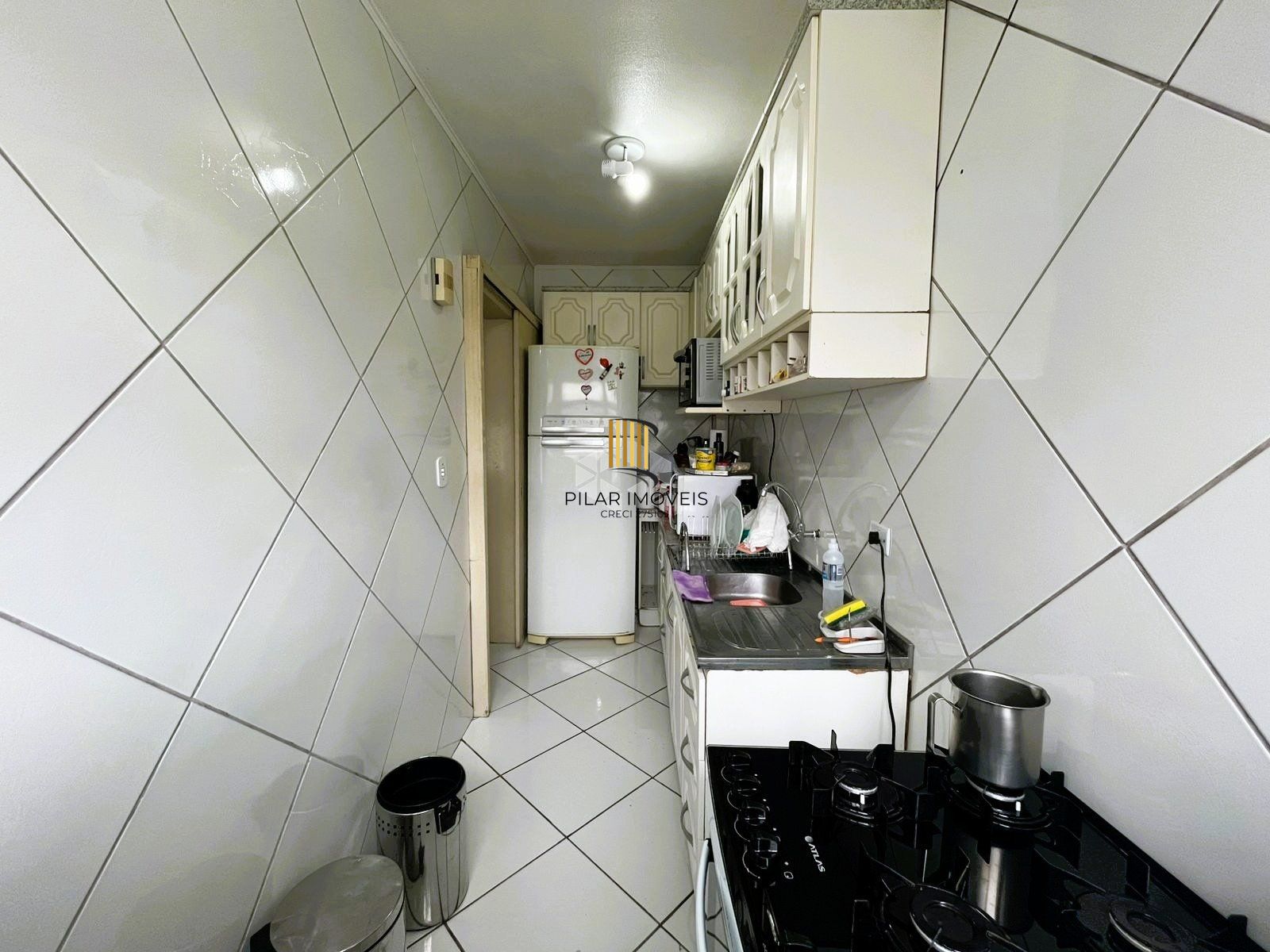 Apartamento 2 dormitórios, perto de todos recursos do bairro.