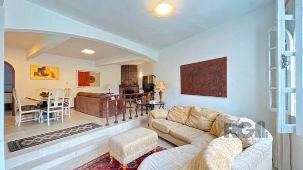 Casa 3 dormitórios no bairro Ipanema