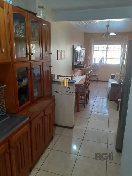 Casa 3 dormitórios no bairro Hípica