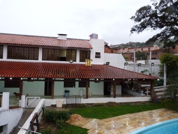 Casa para Venda - 525m², 3 dormitórios, sendo 3 suites, 4 vagas - Vila João Pessoa