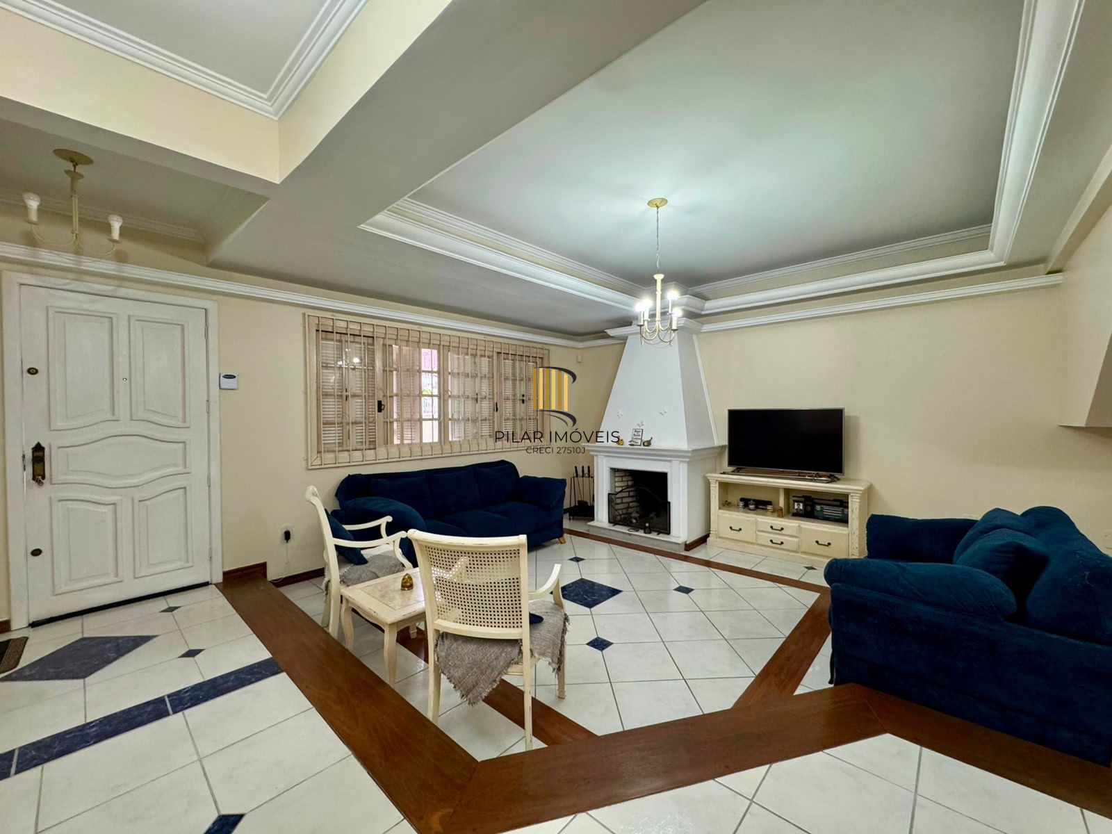 Casa 4 dormitórios 295m2 área construída bairro Nonoai