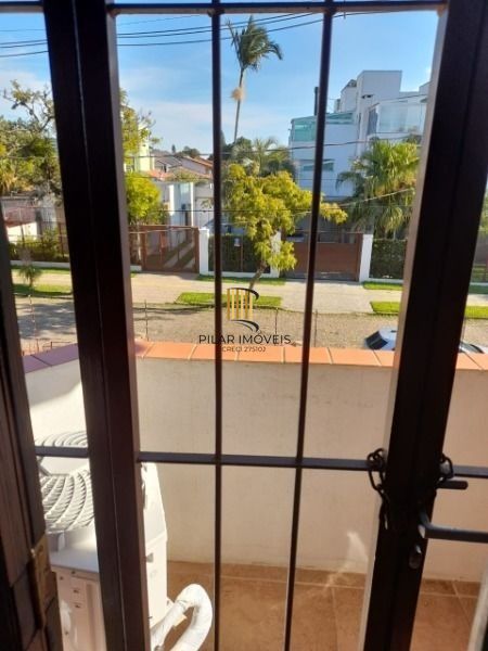 Casa 3 dormitórios no bairro Ipanema