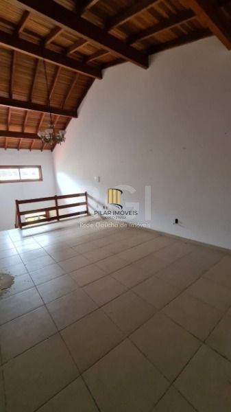 Casa para Venda - 100m², 2 dormitórios, sendo 1 suites, 1 vaga - Hípica