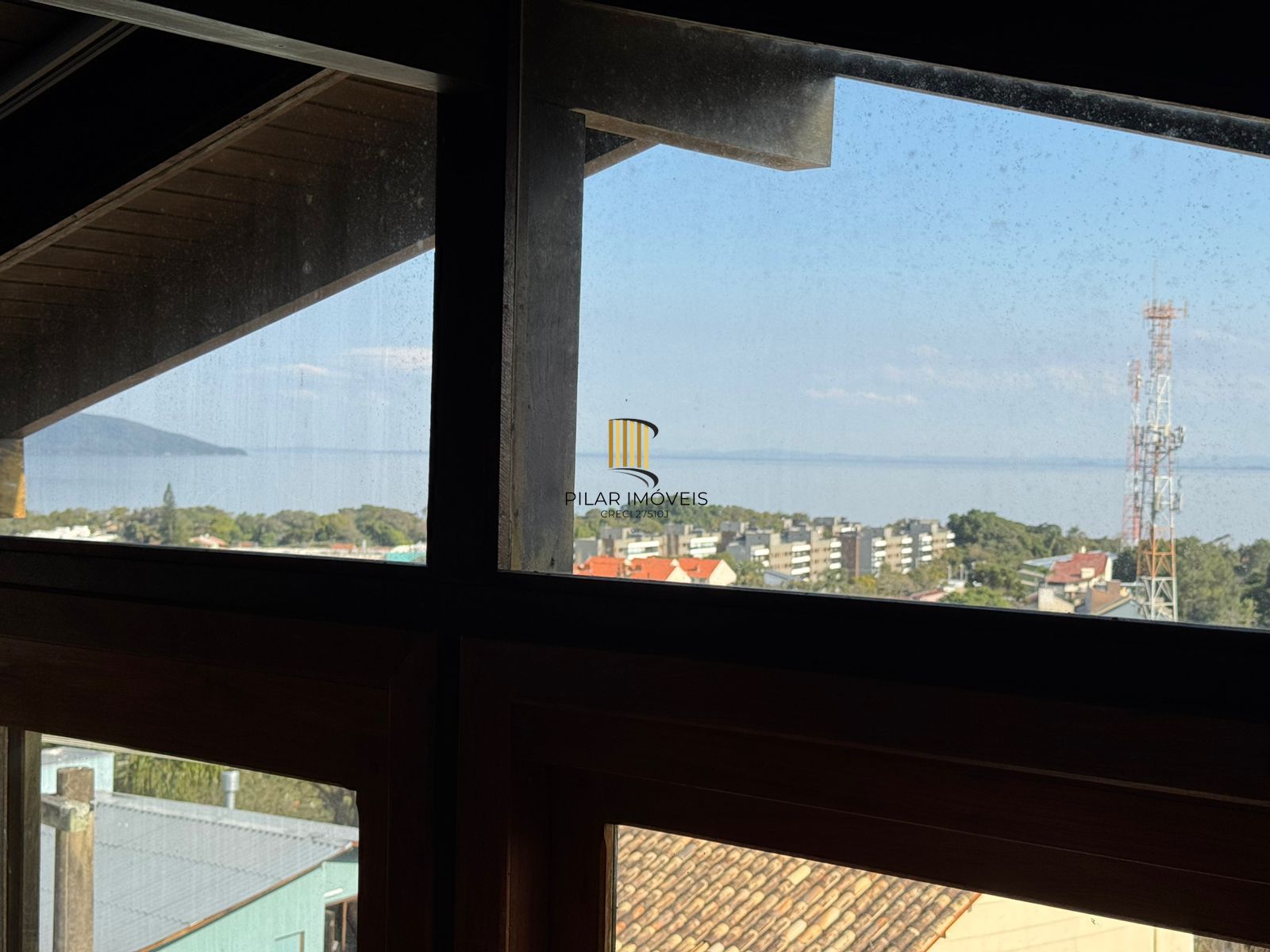 Casa em Condomínio no Jardim Isabel com 270m², 3 dormitórios, 4 vagas