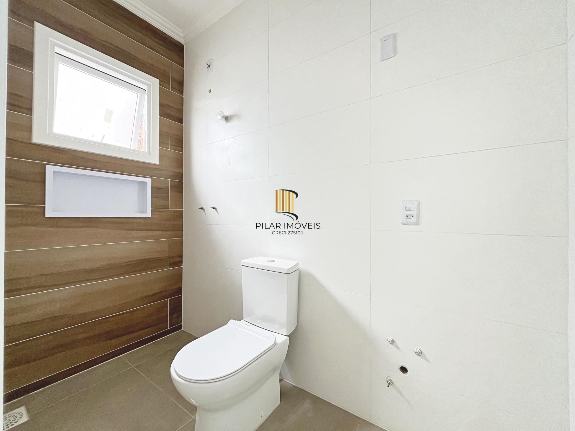 sobrado com 142m2 no  Condomínio  Residencial  Jardins do Prado