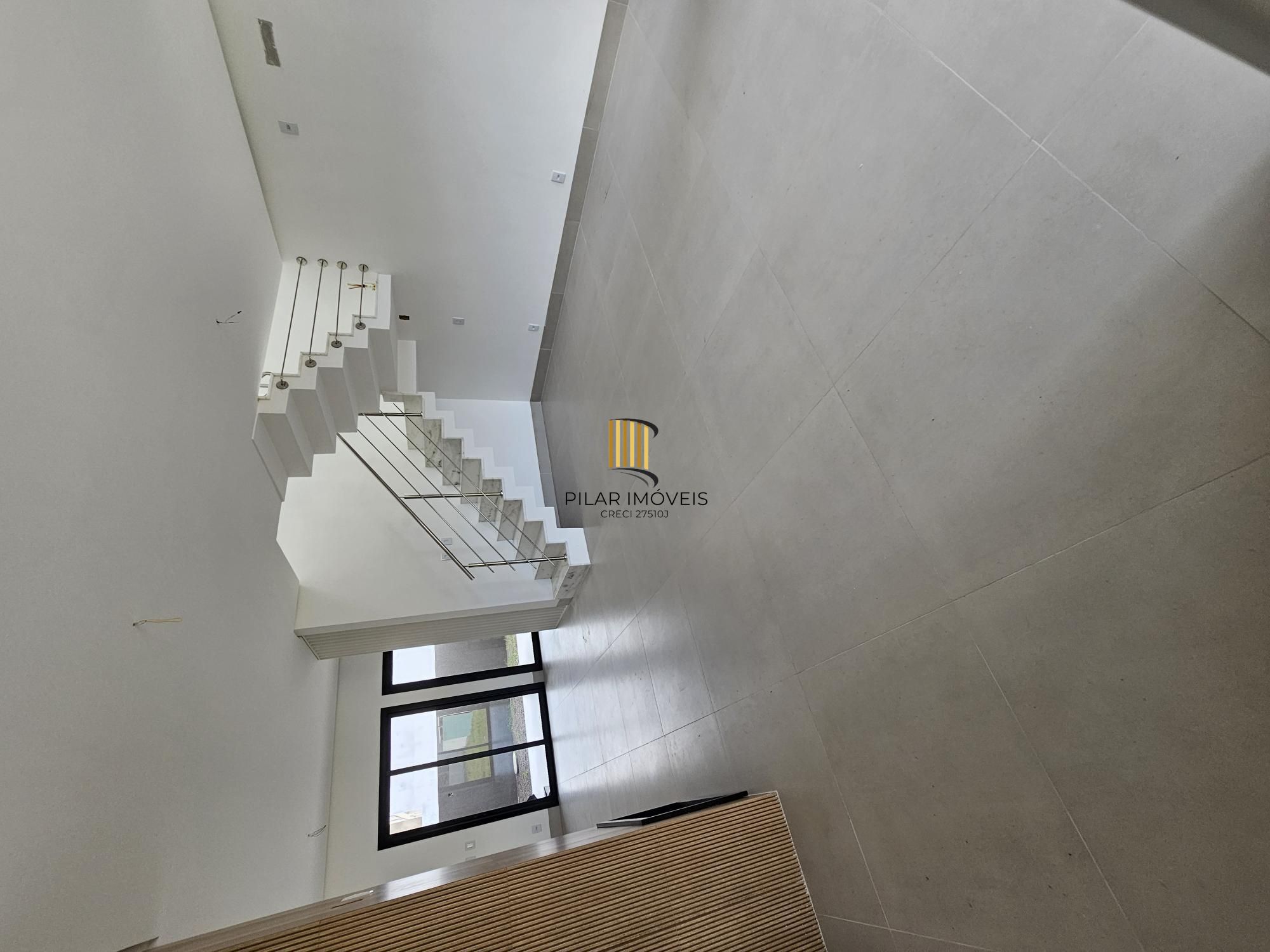 Casa Condominio em Porto Alegre, no bairro Campo Novo, com 3 dormitório(s), e 3 banheiros, à venda.