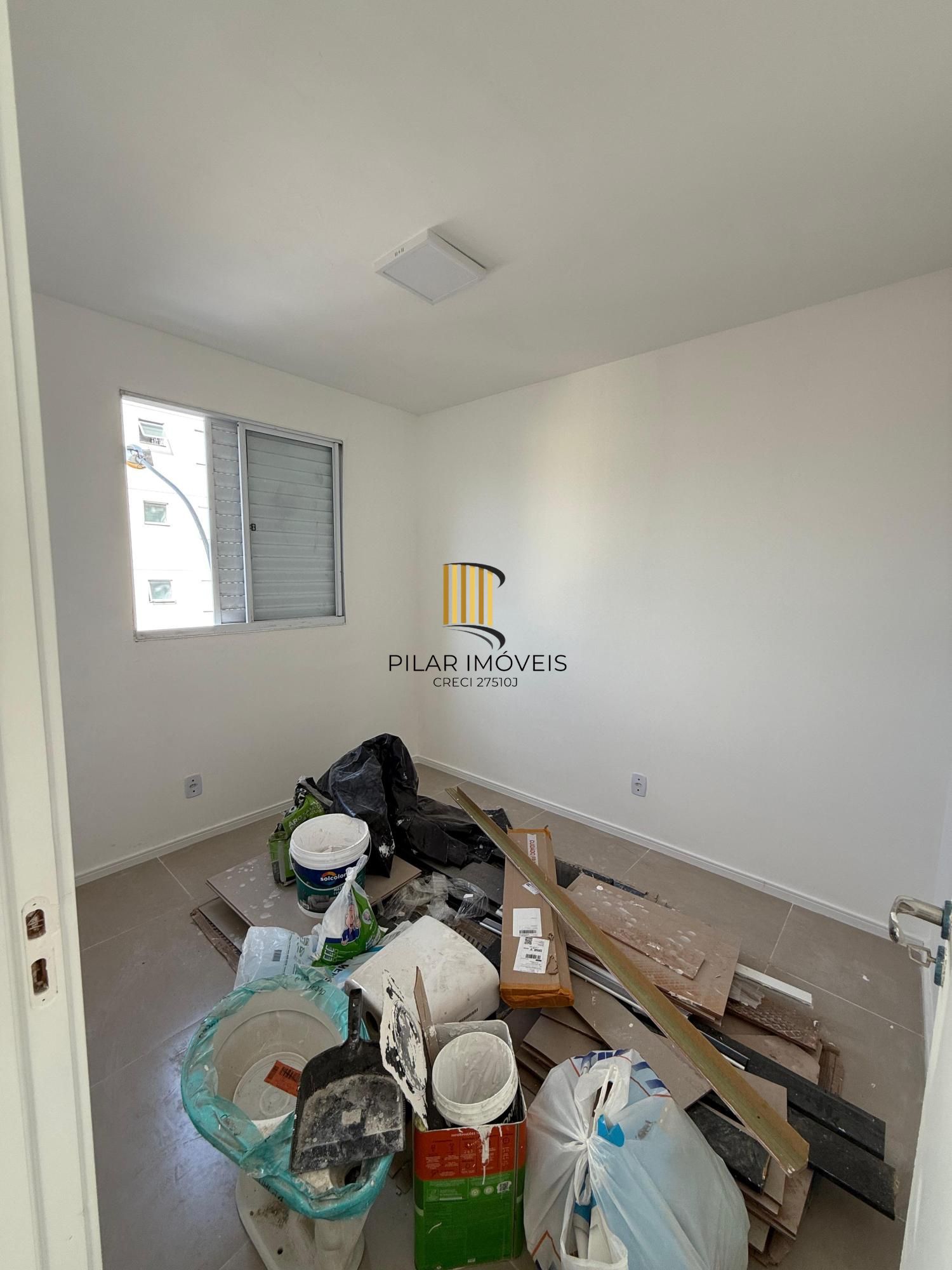 Apartamento 2 quartos, térreo, vaga fixa de garagem, zona sul-Poa.