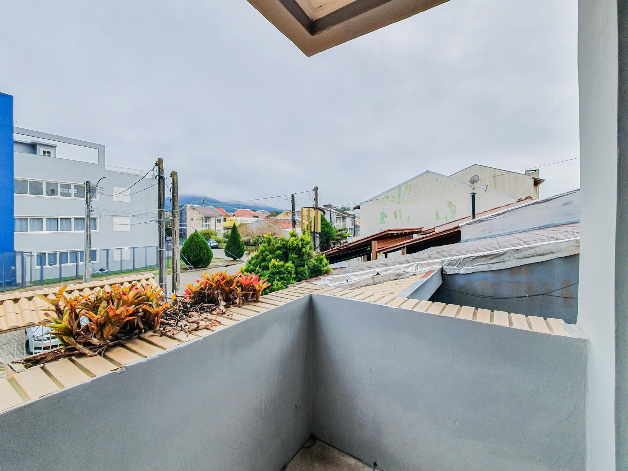 Casa com piscina para Venda - 189.91m², 3 dormitórios, sendo 1 suítes, 2 vagas - Hípica