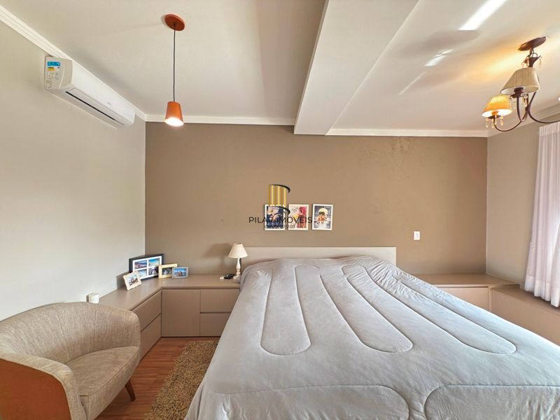 Casa com vista para o Rio e 3 dormitórios