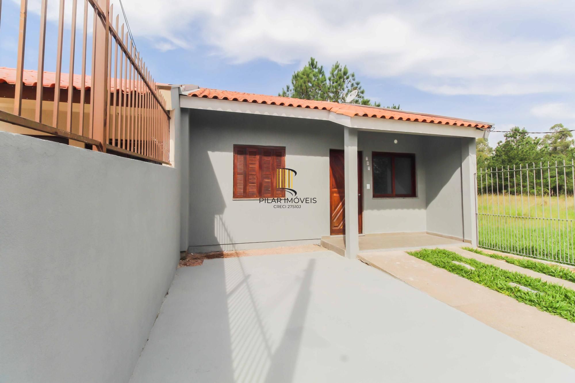 No bairro Hípica residência térrea com 2 dormitórios