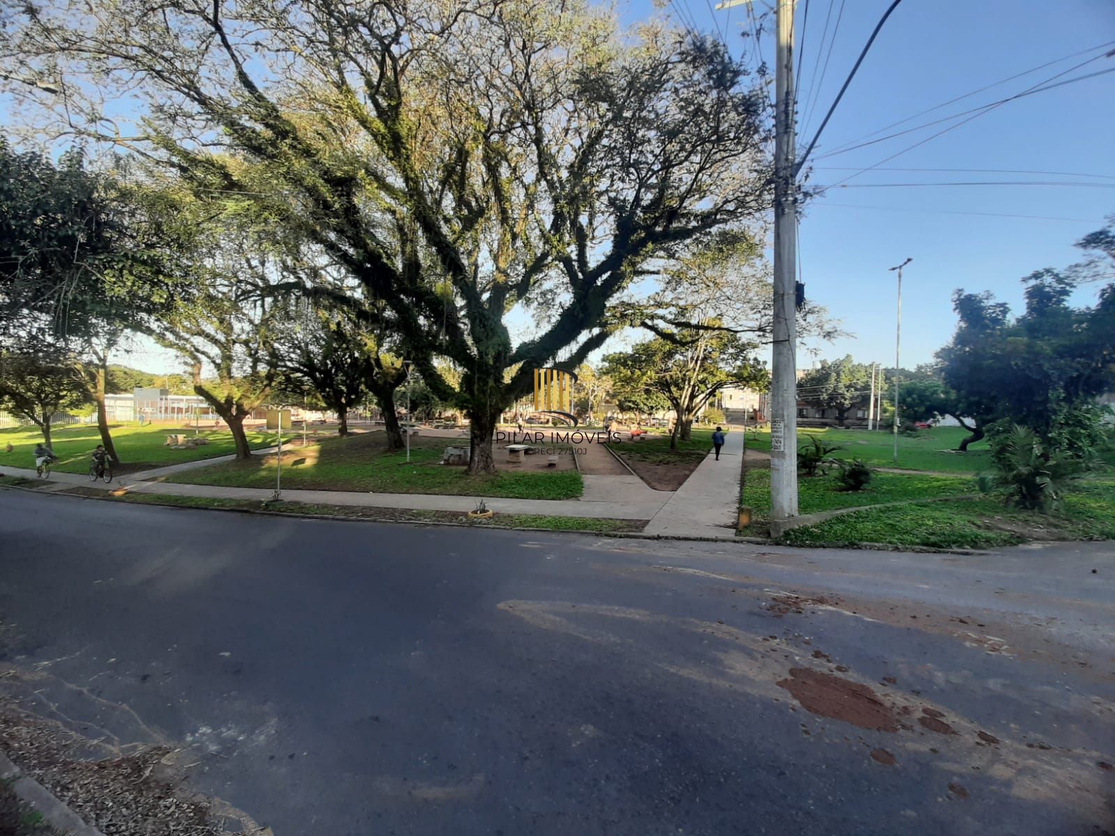 Apartamento 3 dormitórios no bairro Camaquã