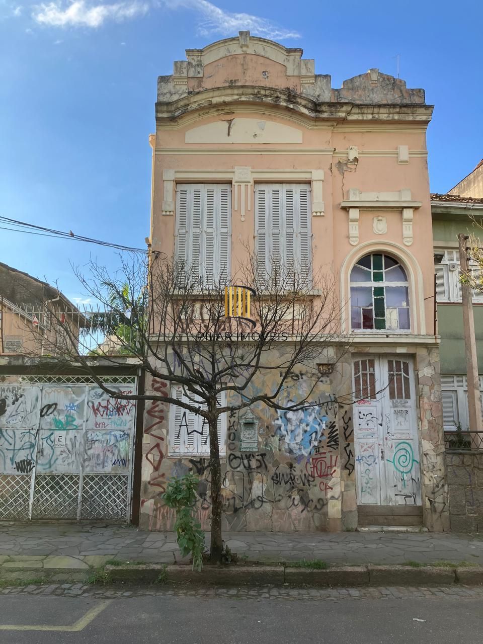 Terreno em Porto Alegre, no bairro Cidade Baixa, à venda.