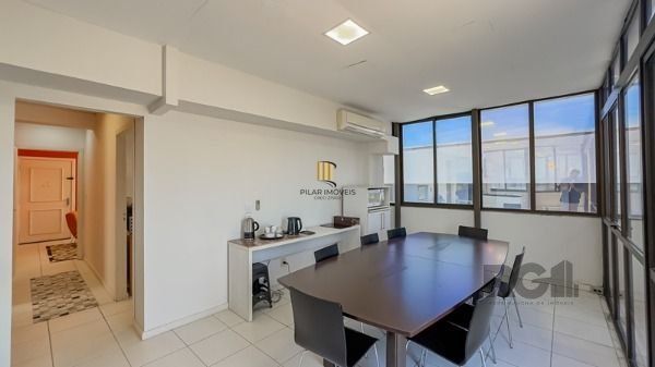 Conjunto/Sala em Porto Alegre, no bairro Bom Fim, e 0 banheiros, à venda.