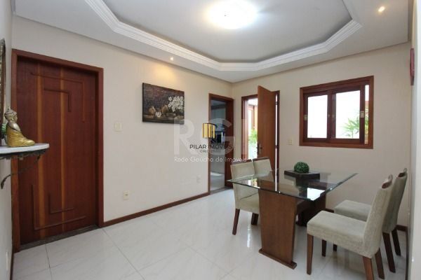 Casa para Venda - 382m², 6 dormitórios, sendo 2 suites, 4 vagas - Ipanema