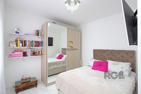 Casa Condominio em Porto Alegre, no bairro Aberta dos Morros, com 3 dormitório(s), e 3 banheiros, à venda.