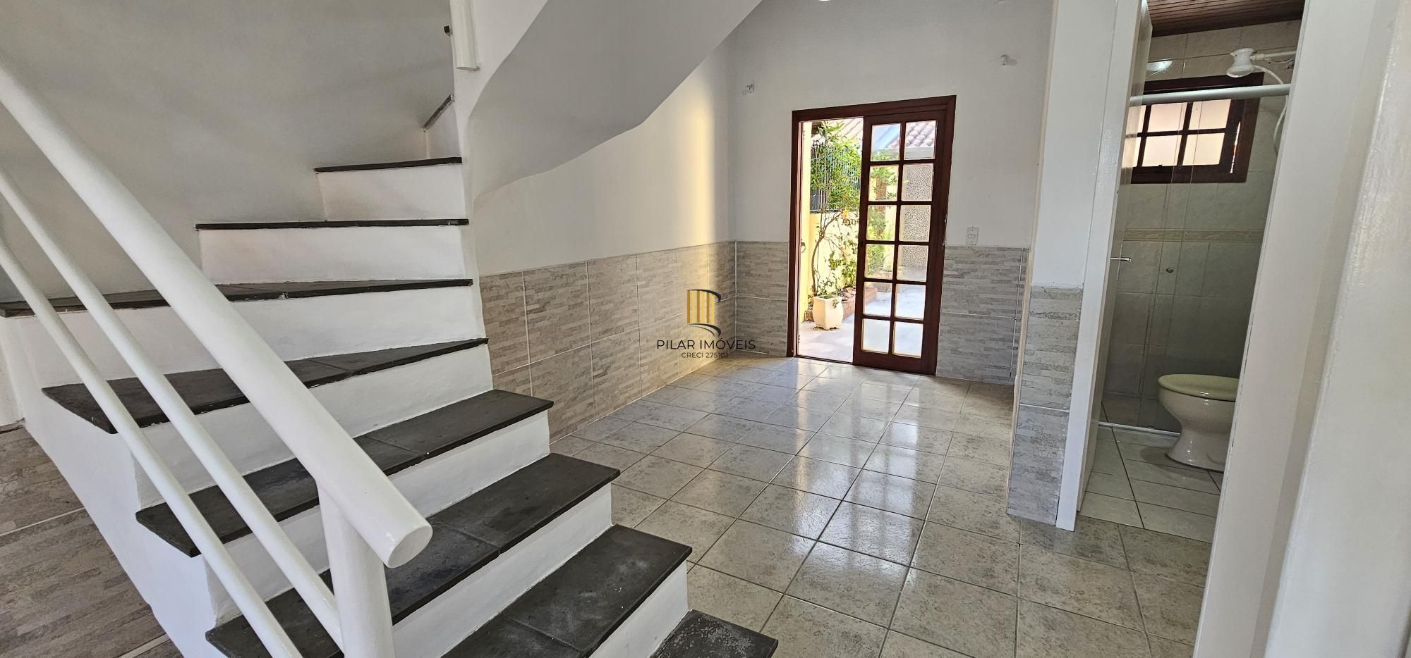 Casa 4 dormitórios no bairro Hípica