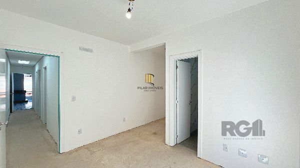 Casa Condominio em Porto Alegre, no bairro Hípica, com 3 dormitório(s), e 3 banheiros, à venda.