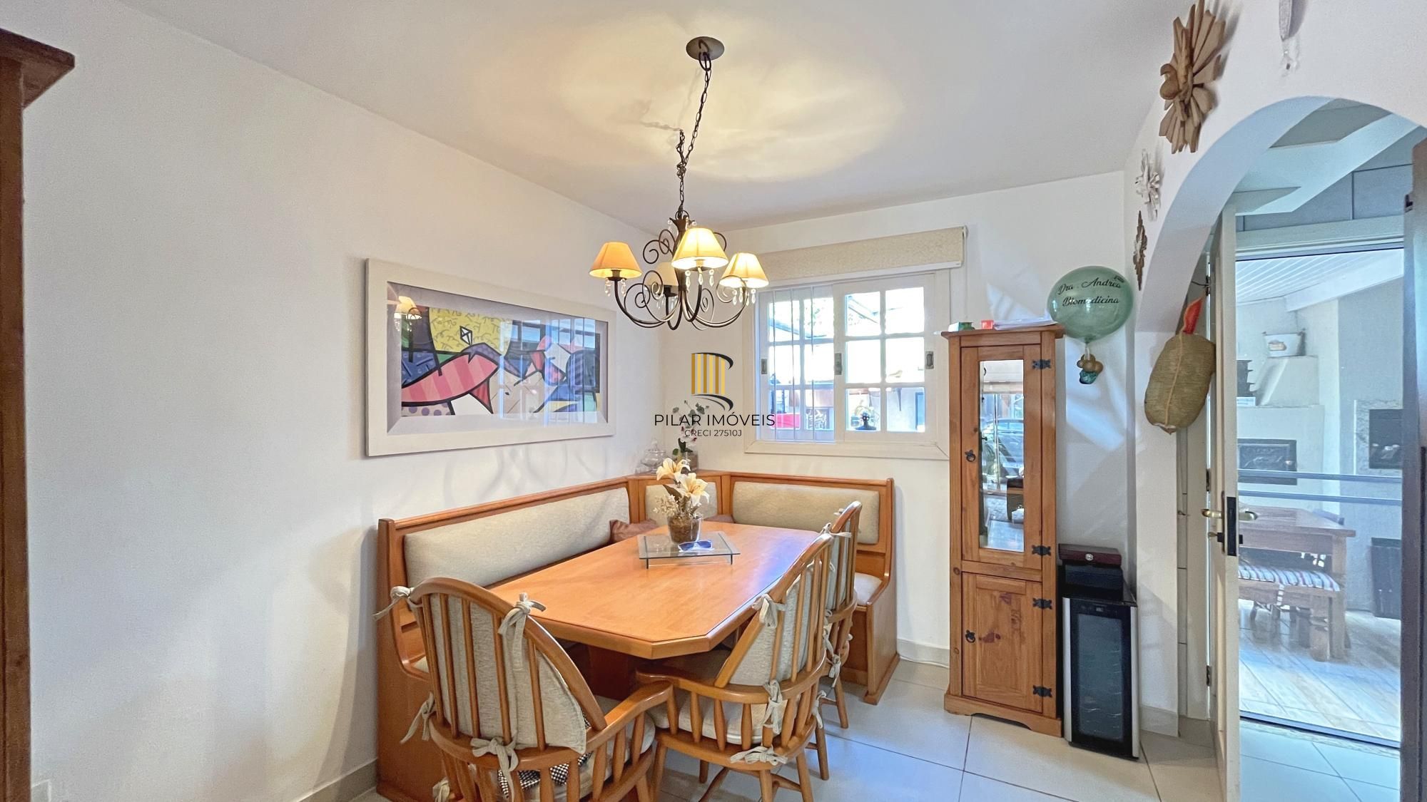 Casa de Condomínio 3 dormitórios no bairro Guarujá