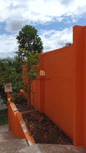 Casa para Venda - 144m², 2 dormitórios, 2 vagas - Lomba do Pinheiro