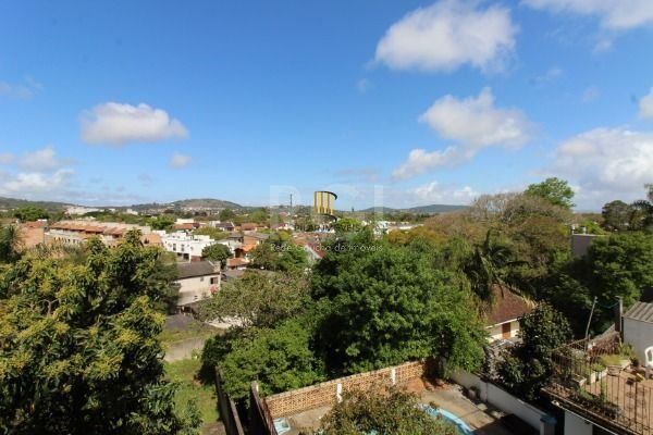Casa para Venda - 382m², 6 dormitórios, sendo 2 suites, 4 vagas - Ipanema