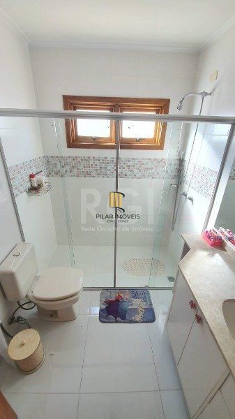 Casa Condominio para Venda - 221m², 3 dormitórios, sendo 1 suites, 3 vagas - Hípica