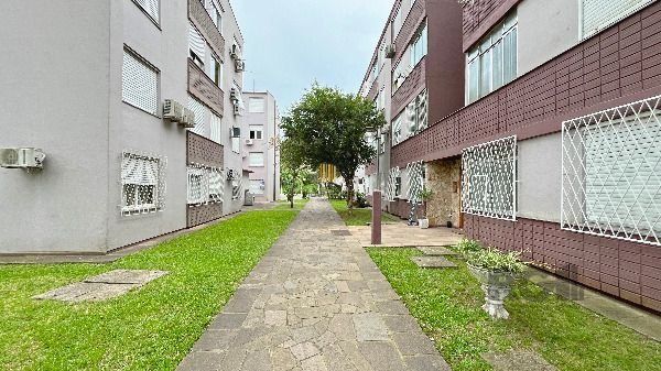 Apartamento em Porto Alegre, no bairro Cavalhada, com 1 dormitório(s), e 1 banheiros, à venda.