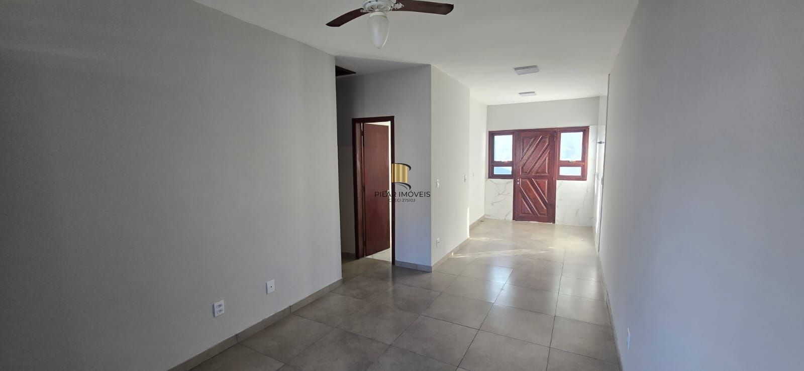 No bairro Hípica residência térrea com 2 dormitórios