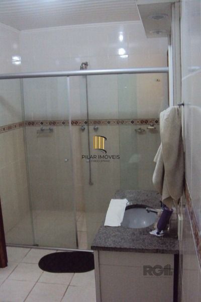 Casa 3 dormitórios no bairro Ponta Grossa