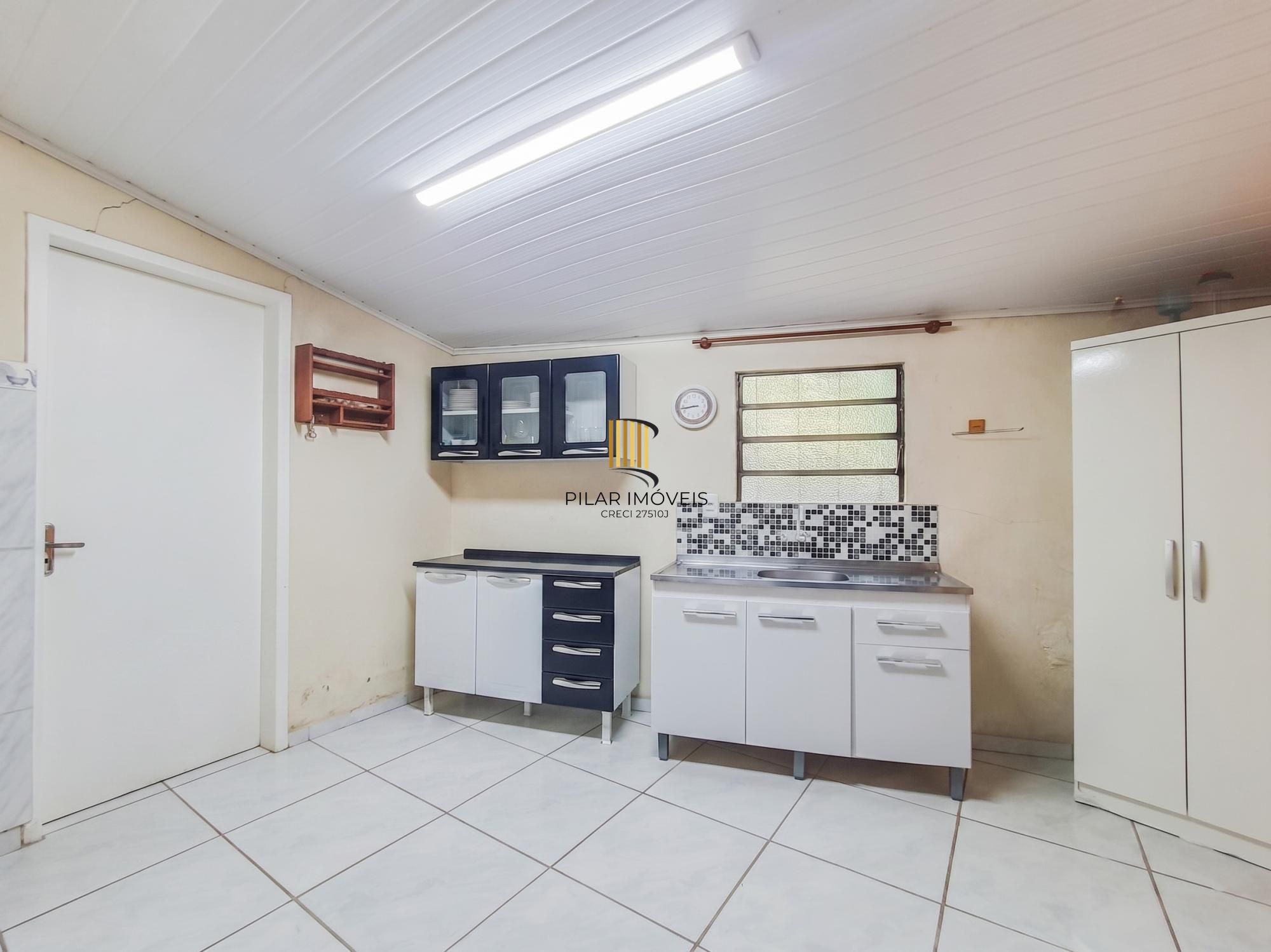 Casa 3 dormitórios no bairro Ipanema