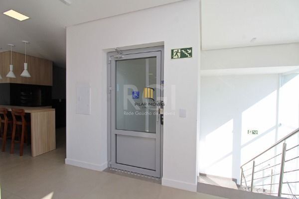 Casa Condominio em Porto Alegre, no bairro Ipanema, com 3 dormitório(s), à venda.
