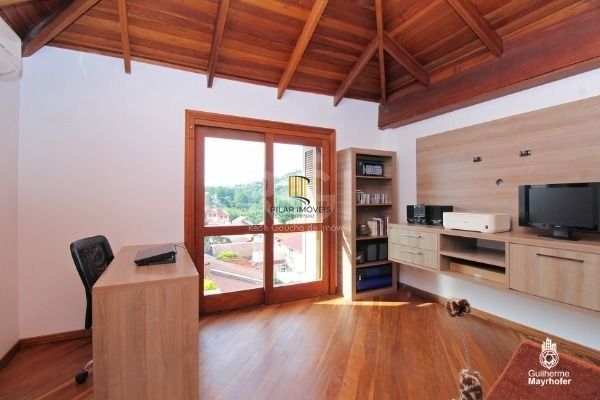 Casa para Venda - 178.85m², 4 dormitórios, sendo 2 suites, 2 vagas - Altos do Ipê