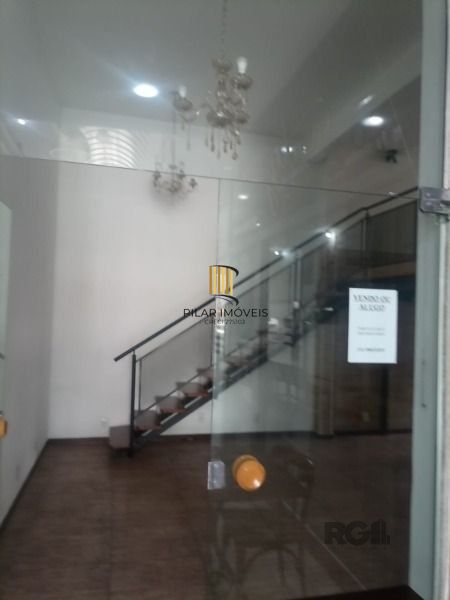 Conjunto/Sala em Porto Alegre, no bairro Cavalhada, à venda.